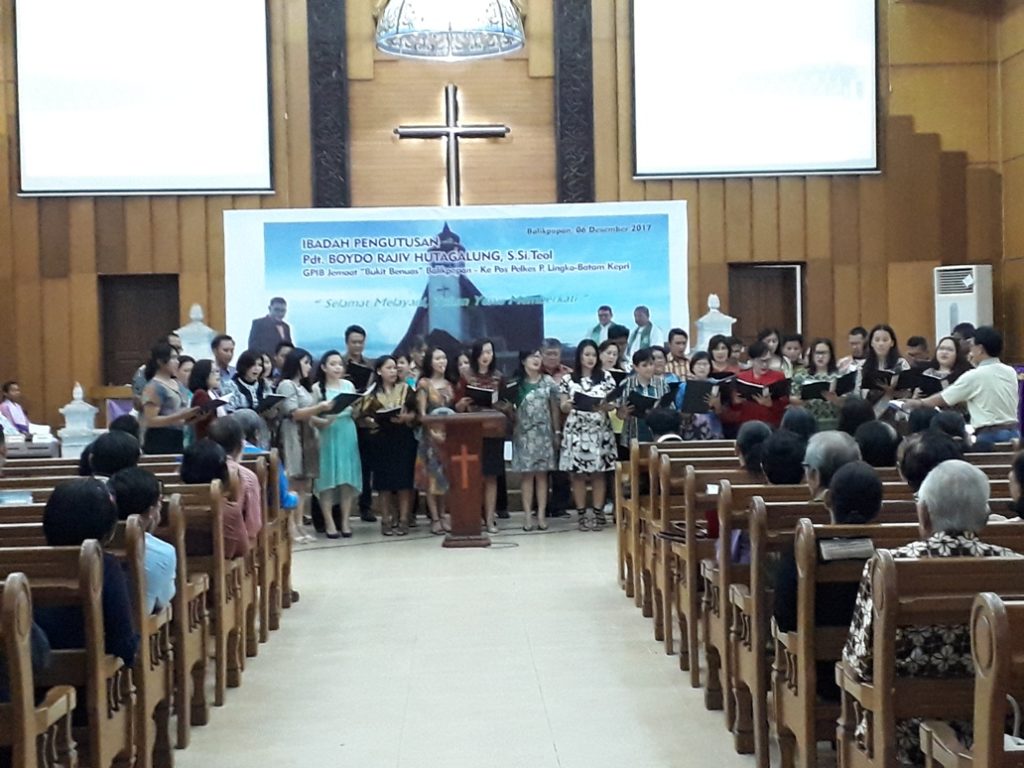 Kesaksian Pujian Bukit Benuas Choir